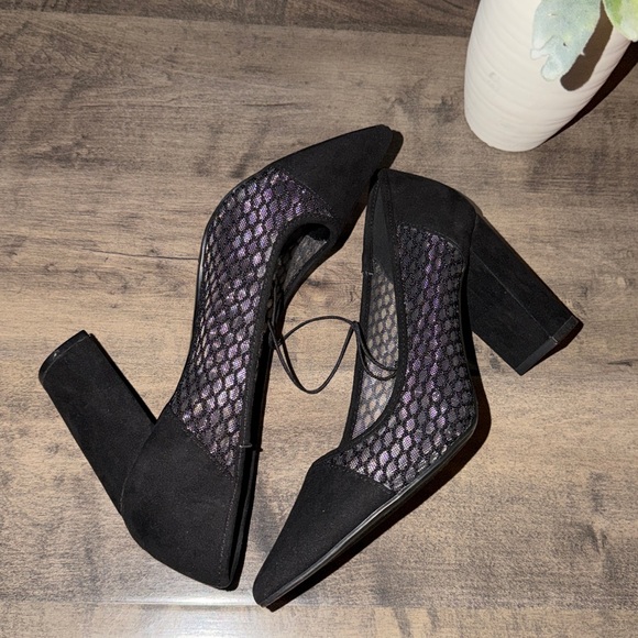 NEW Marc Fisher Black Mesh Pointed Block Heels - Picture 5 of 5